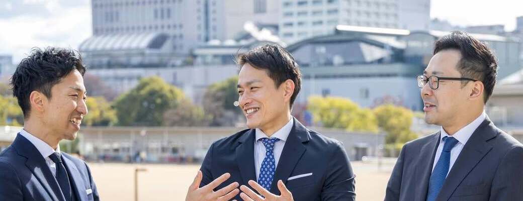 公認会計士・税理士等専門家、事業会社管理部門責任者・金融機関・国家公務員出身者 多数在籍。