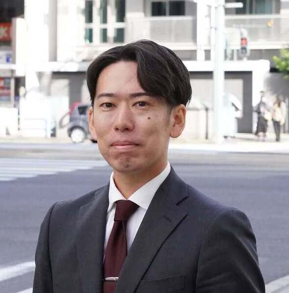 シニアコンサルタント秋山 圭佑